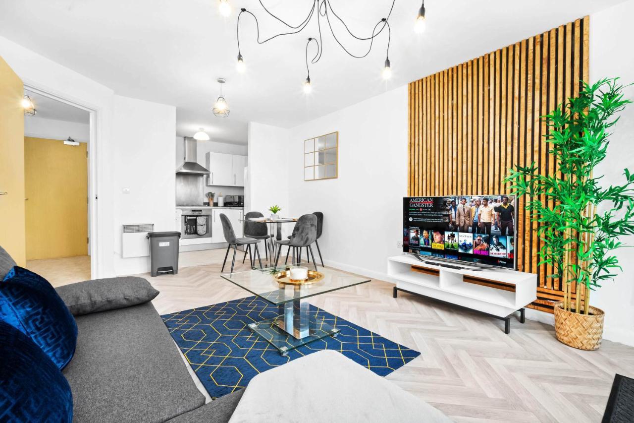 New Luxury City Centre Apartment By Azura Nights Birmingham Exterior photo